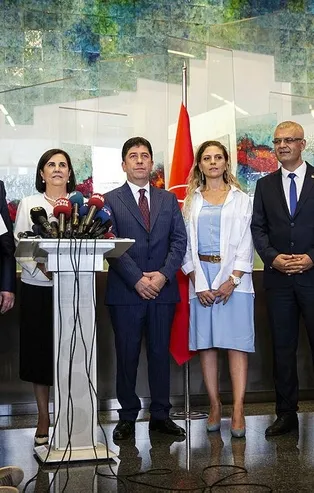 +1 imzayla kurultaya