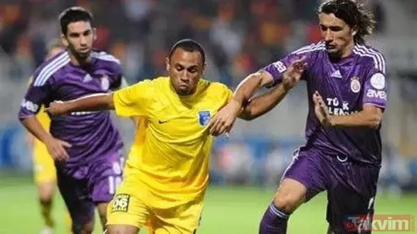 Süper Lig'de en çok oynayan futbolcular kim? Birbirinden yıldız isimleri geride bırakt! Tam 35 bine 923 dakika... - 24