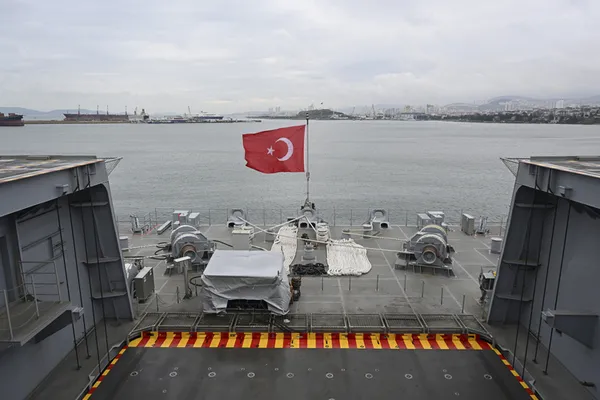 halk-tvde-tcg-anadolu-hazimsizligi-dusman-gibi-konustular-2-bomba-ile-batirirlar-1681233280856.jpg