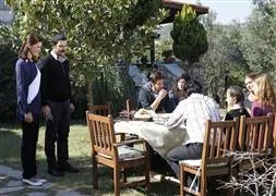 Yeni evli çift önyargıyı kırabilecek mi?