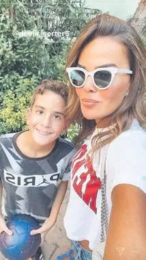 Özlem Yıldız'ın en yakın dostu