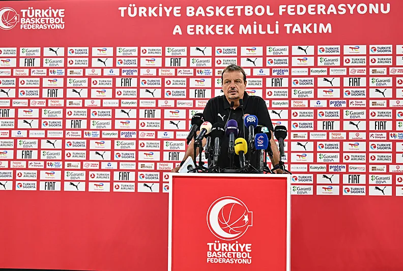 Ergin Ataman’ın hedefi madalya