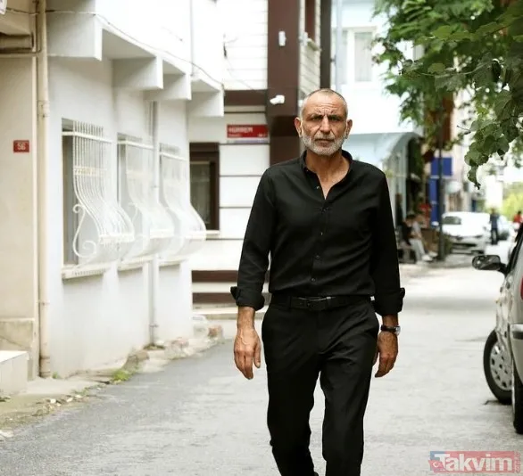 Kurtlar Vadisi'nin Memati'siydi! Gürkan Uygun eşi ve çocuğuyla denizde görüntülendi! Tam bir mutlu aile tablosu - 2