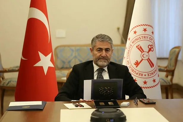 hazine-ve-maliye-bakani-nureddin-nebati-altin-rafinerileri-yoneticileriyle-bir-araya-geldi-1648910344636.jpeg Hazine ve Maliye Bakanı Nureddin Nebati altın rafinerileri yöneticileriyle bir araya geldi: "Detaylıca değerlendirdik"-3