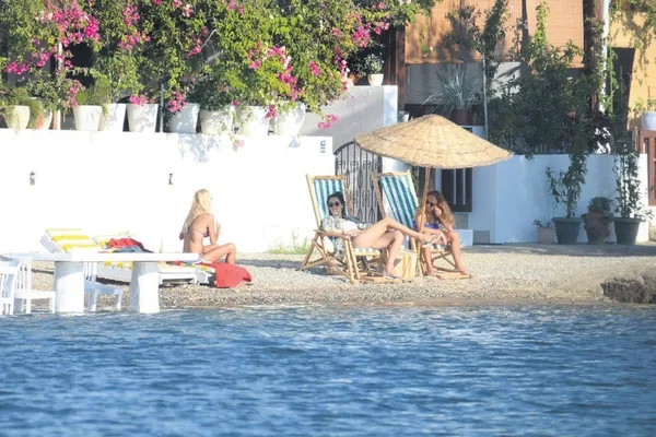 Hem ziyaret hem ticaret! Cansu Dere, Marmaris'ten 1 milyon 200 bin TL'ye iki ayrı arazi satın aldı-8