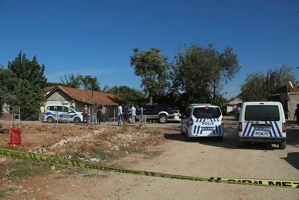 bosanma-yuzunden-husumetli-oldugu-akrabasini-pompali-tufekle-vurdu-1665584538896.jpeg Boşanma yüzünden husumetli olduğu akrabasını pompalı tüfekle vurdu!-4