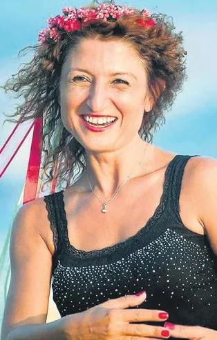 Evinde bıçakla öldürülen kadının katil zanlısı oğlu çıktı