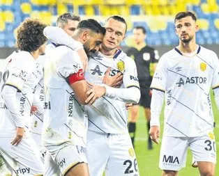 A.Gücü Malatya’yı 3 golle devirdi