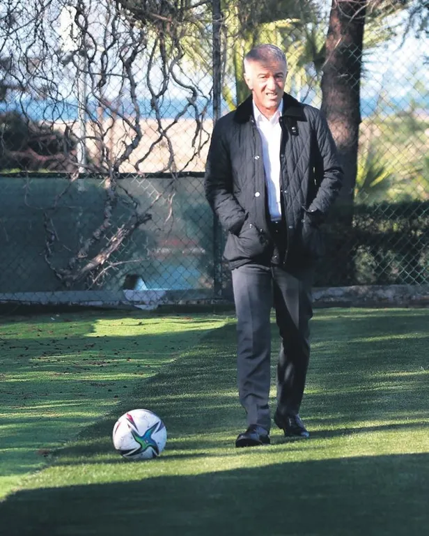 trabzonspor-panik-havasinda-yorumlari-icin-rakamlar-ayni-seyleri-soylemiyor-acik-ara-liderlik-koltugunda-1650235075626.jpeg 'Trabzonspor panik havasında' yorumları için rakamlar aynı şeyleri söylemiyor! Açık ara liderlik koltuğunda-3