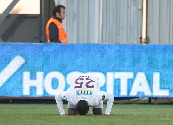 istanbulda-puanlar-paylasildi-umraniyespor-hatayspor-2-2-1672763369100.jpg İstanbul'da puanlar paylaşıldı | Ümraniyespor - Hatayspor: 2-2-5