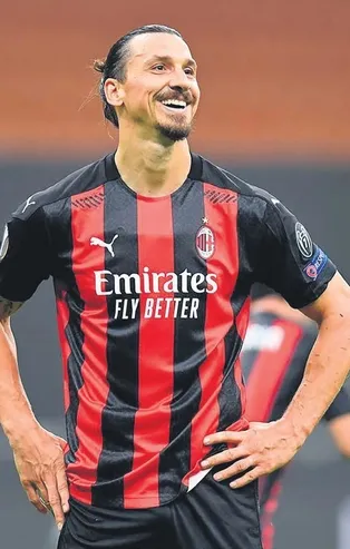 Zlatan İbrahimovic'ten görgüsüzlüğe ders niteliğinde cevap!