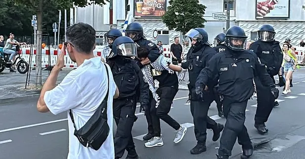 Berlin'de Gazze'ye destek gösterisi düzenlendi! Alman polisinden alçak müdahale: Çok sayıda kişiyi gözaltına aldı