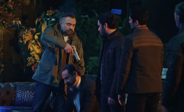 edho-cok-konusulacak-bir-transfere-imza-atiyor-guzel-oyuncu-yeni-sezonda-1600545226539.jpg EDHO çok konuşulacak bir transfere imza atıyor! Güzel oyuncu yeni sezonda...-4