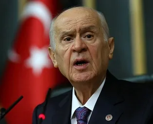 Son dakika: Bahçeliden CHP ve HDPnin tiyatro buluşmasına tepki