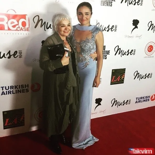 Fadik Sevin Atasoy Ve Annesi Emel Göksu