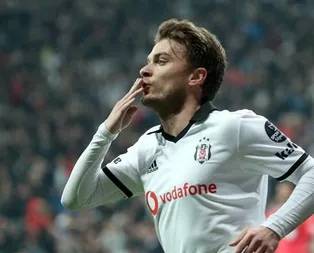 Beşiktaş Adem Ljajic’in bonservisini aldı