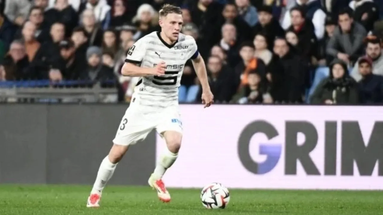 Adrien Truffert Bournemouth’ta!