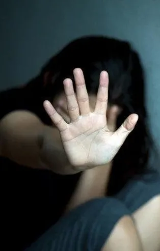 Sakarya’da zihinsel engelli 16 yaşındaki kız çocuğuna cinsel istismar! Anne, baba, 2 amca ve sevgili tutuklandı