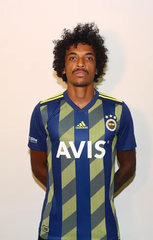 Fenerbahçe, Luiz Gustavo'yu resmen açıkladı