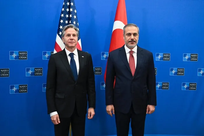 pes-pese-kritik-temaslar-dis-isleri-bakani-hakan-fidan-stoltenberg-ve-blinken-ile-gorustu-1701176078839.jpeg Peş peşe kritik temaslar! Dış İşleri Bakanı Hakan Fidan Stoltenberg ve Blinken ile görüştü-3