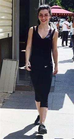 Merve Boluğur resmen eridi! - 1