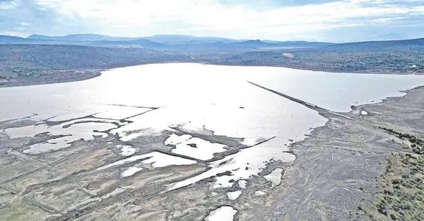 Çeşme’de kesinti 10 saate çıktı! Barajlardaki doluluk oranı yüzde 3’e düştü