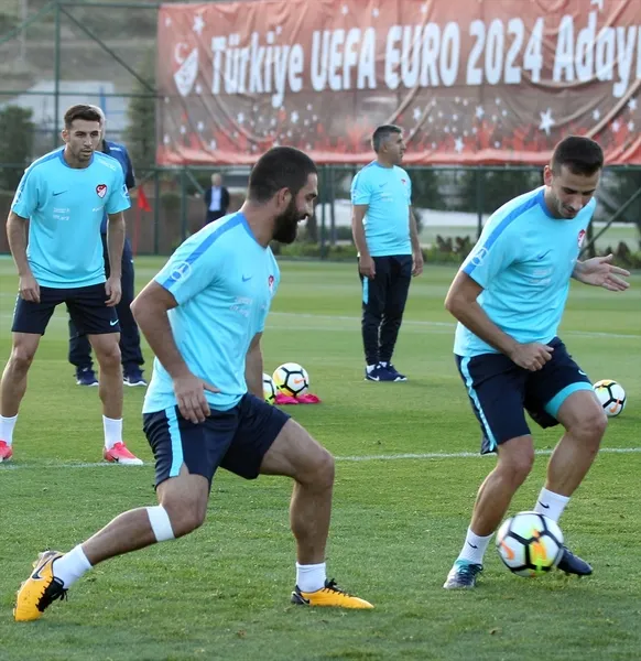 Lucescu ilk 11'i belirledi! Oğuzhan oynayacak mı?-3