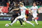 Karadeniz derbisinde kazanan Rize! Trabzonspor Rizespor'a 3-1 yenildi