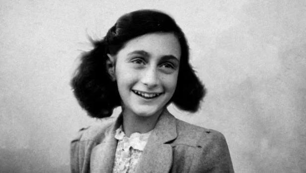 google-doodle-oldu-anne-frank-kimdir-nasil-ve-neden-oldu-anne-frank-meslegi-neydi-tifus-hastaligi-nedir-yahudi-1656137174536.jpeg
