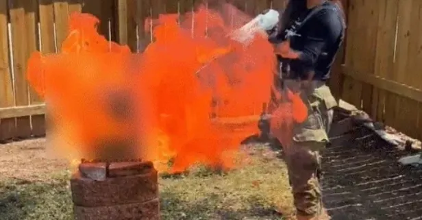 Teksas’ta skandal! Cumhuriyetçi aday Valentina Gomez Kur’an-ı Kerim yakıp oy istedi!