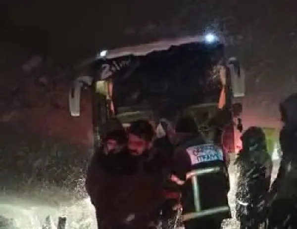 27 yolcu mahsur kaldı! Korku dolu anlar