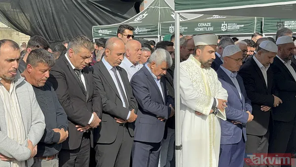 Tuğba, Nisa, Cansu... Tabutta al yazma gözlerde yaş! Kocaeli'deki faciada can veren 6 kadın toprağa verildi - 16