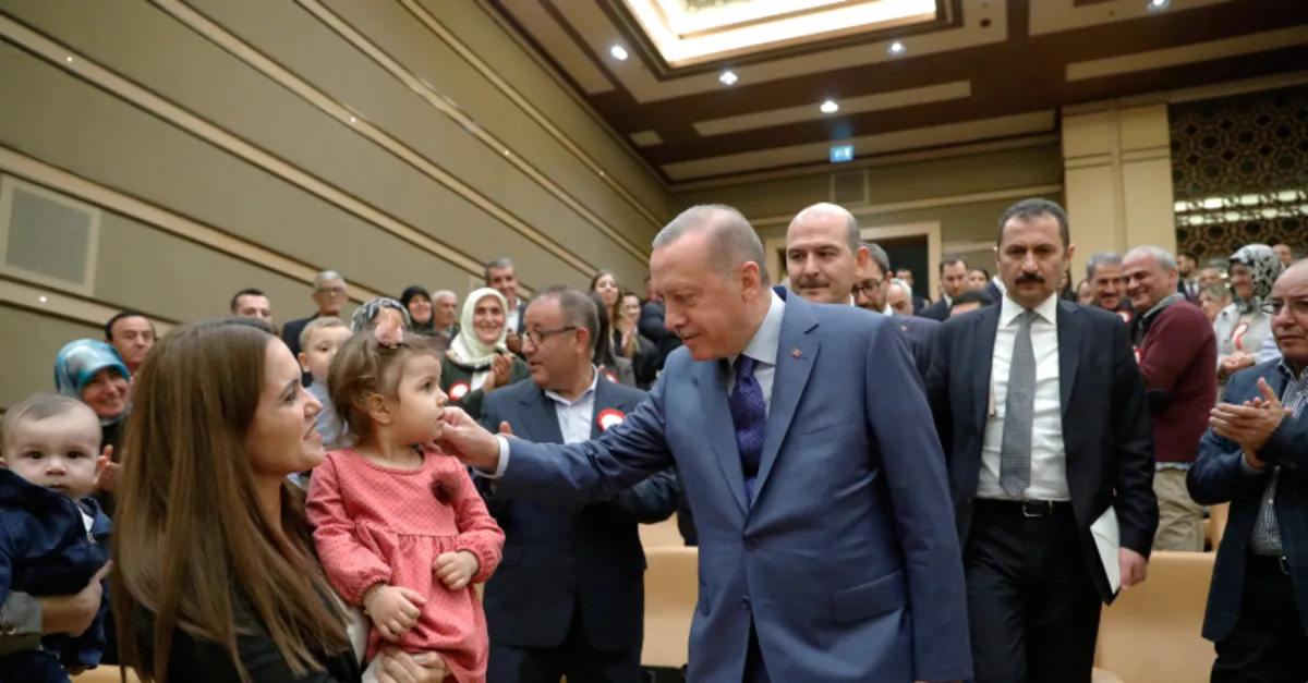 Başkan Erdoğan’dan Külliye’de çocuklara sevgi gösterisi