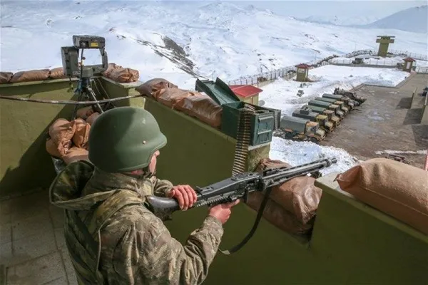 Kars'ta yerli silahlarla tatbikat! Böyle denediler...-6
