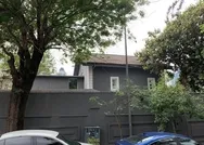 Sözcü gazetesi yazarı ve Oda TVnin sahibi Soner Yalçın temelden kaçak kale yapmış!