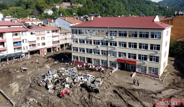 Sel felaketinin yaşandığı Kastamonu Bozkurt'ta çalışmalar sürüyor! Göktürk-1 Keşif Uydusu bölgeyi görüntüledi - 34