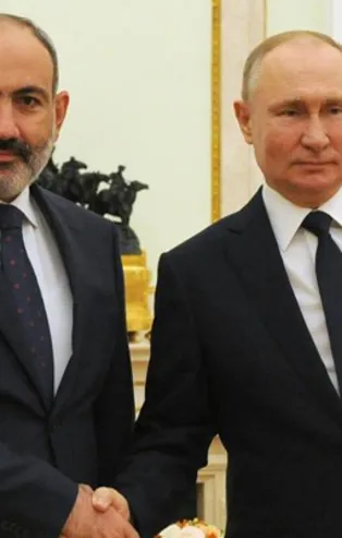 Rusya Devlet Başkanı Vladimir Putin, Ermenistan Başbakanı Nikol Paşinyan’ı seçimlerde kazandığı zaferden dolayı kutladı