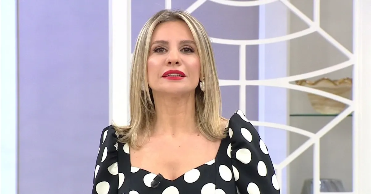 Esra Erol 24 Şubat 976. bölüm izle! Damadı Ramazan Soylu gelini Şerife Uyanık ile kaçtı