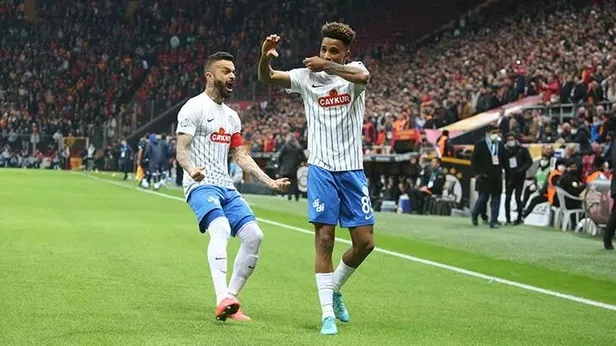 besiktastan-saat-1905te-gedson-fernandes-paylasimi-gelecek-haftayi-bekleyin-1655482997917.jpeg Beşiktaş'tan saat 19.05'te Gedson Fernandes paylaşımı: "Gelecek haftayı bekleyin"-3