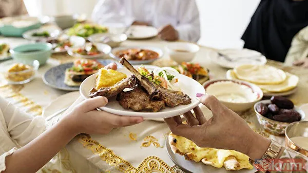 Orucu bozan şeyler nelerdir? İğne, ağda, epilasyon, serum, kan, regl, hastalık orucu bozar mı? ORUCU BOZAN HALLER VE DURUMLAR LİSTESİ 2024 - 4