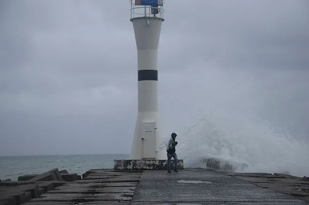 HAVA DURUMU | Meteoroloji tarih verdi! 81 ilde yağışlı hava geri geliyor... | 14-18 Mart 2021