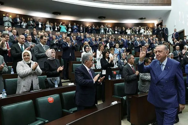 son-dakika-baskan-erdogandan-kemal-kilicdarogluna-tepki-mert-ol-adayini-ya-da-adayligini-acikla-1655288553300.jpeg Son dakika: Başkan Erdoğan'dan Kemal Kılıçdaroğlu'na tepki: Mert ol! Adayını ya da adaylığını açıkla...-5