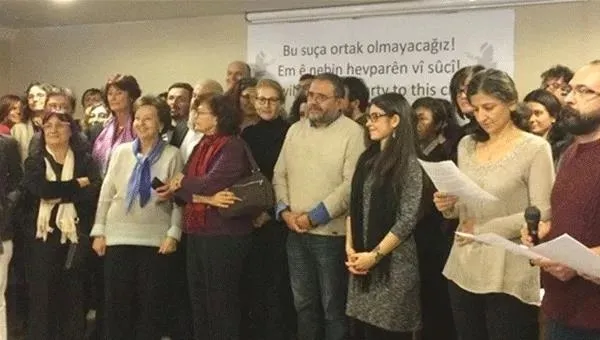 CHP’nin ‘İkinci Yüzyıl Vizyonu’ programında skandallar serisi! CHP’li Böke resmen duyurdu: Sözde barış imzacıları akademisyenler geri dönecek