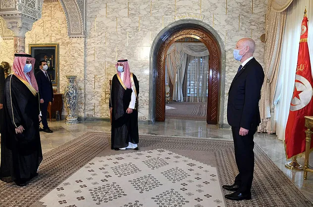 Suudi Arabistan ile Tunus, Libya'yı görüştü