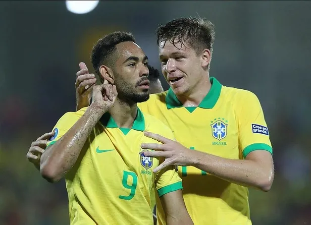 fenerbahce-planini-yapti-kim-min-jaenin-yerine-iki-aday-marlon-santos-ve-bruno-fuchs-1646851125406.jpeg Fenerbahçe planını yaptı! Kim Min-Jae'nin yerine iki aday: Marlon Santos ve Bruno Fuchs-4