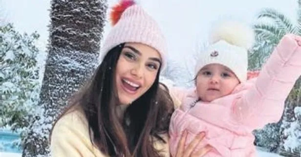Ceren Kaplakarslan önceki gün de kızı Tuva ile kar keyfi yaptı