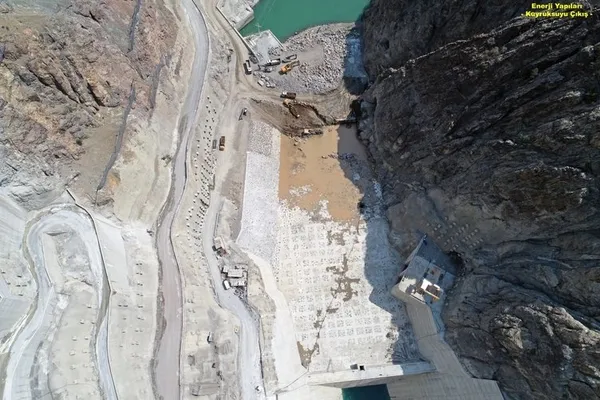 turkiyenin-mega-projesinde-son-asama-turkiyenin-1-dunyanin-3-en-yuksek-baraji-1660542268228.jpg Türkiye'nin mega projesinde son aşama: Türkiye'nin 1., dünyanın 3. en yüksek barajı-8