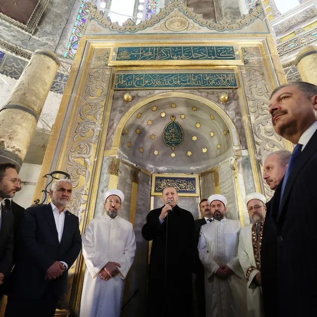 Son dakika: AK Parti Çukurova ilçe binasına saldırı! Başkan Recep Tayyip Erdoğan: Rant beklentisine girecek değilim