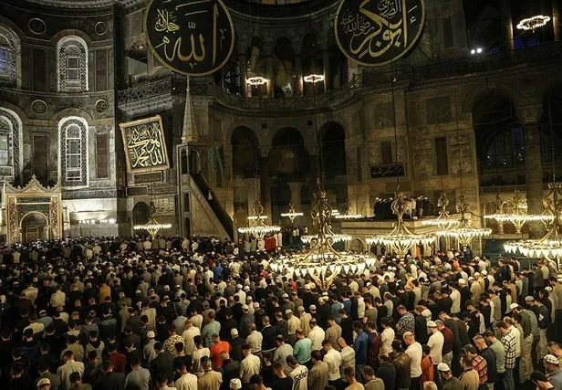 yunanistan-disisleri-bakani-nikos-dendiastan-istanbulun-fethinin-569-yil-donumunde-skandal-ayasofya-paylasimi-1653830138268.jpeg Yunanistan Dışişleri Bakanı Nikos Dendias'tan İstanbul'un fethinin 569. yıl dönümünde skandal 'Ayasofya' paylaşımı!-2