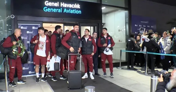 A Milli Futbol Takımı Türkiye'ye döndü